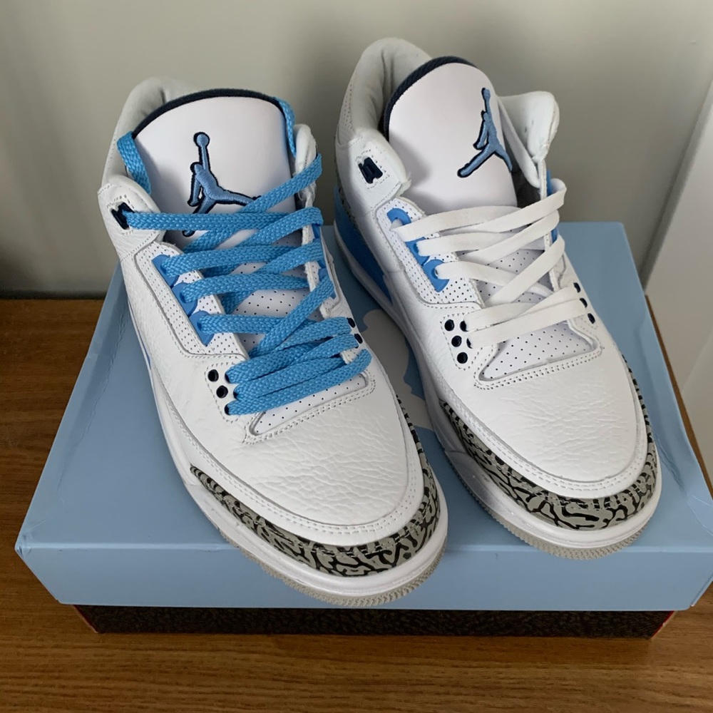 Jordan 3s unc